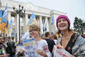 Гендерна диспропорція: Кулеба назвав кількість українських послів-жінок