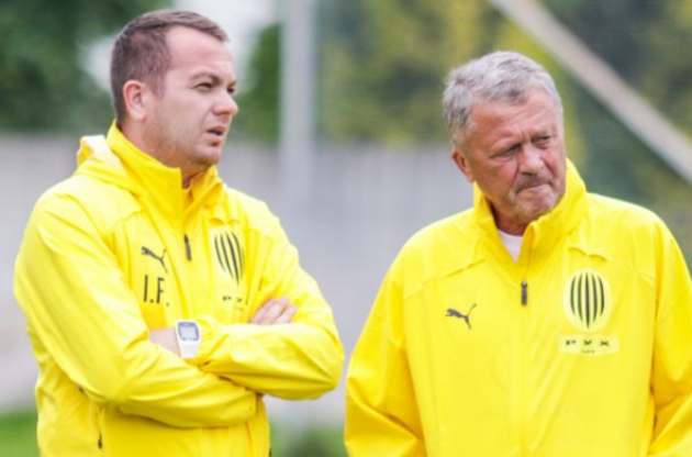 "Рух" лидирует в Первой лиге