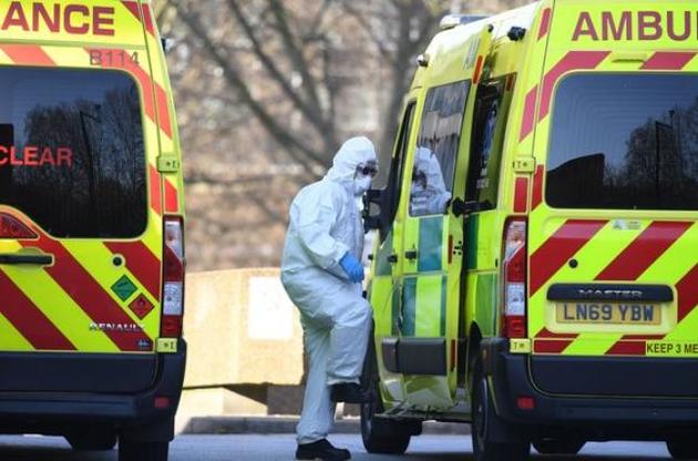 Коронавирусом болеет все больше людей