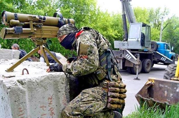 Противник випустив кілька ПТКР за Старогнатовке