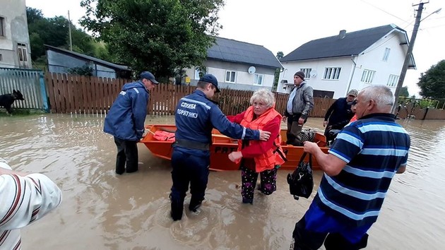 СБУ расследует причины разрушительных наводнений на Западной Украине по статье 