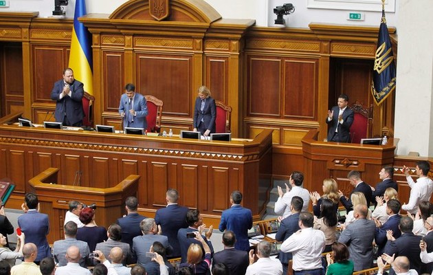 Монобольшінство працює нормально, впевнений Разумков