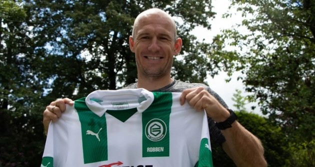 Роббен является воспитанником "Гронингена"