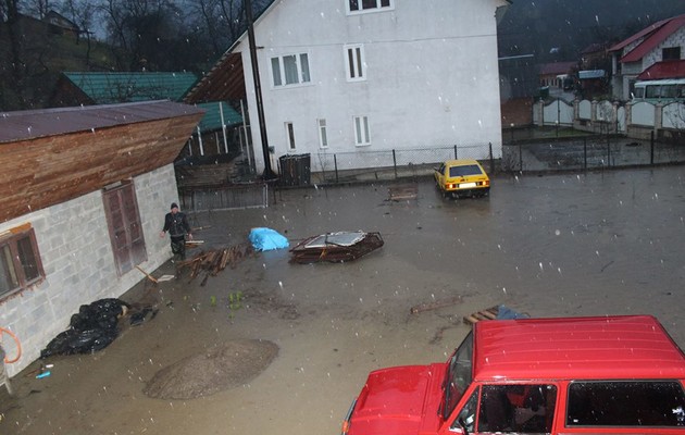 Паводки в Закарпатской области: Для восстановления инфраструктуры необходимо 176 млн гривень