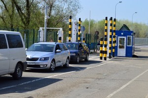 На кордоні України з Угорщиною запрацювали чотири пункти пропуску
