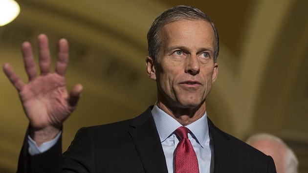 Сенатор США Джон Тьюн