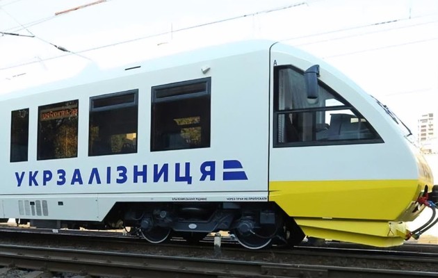 «Укрзалізниця» возобновила движение пригородных поездов еще в двух областях 
