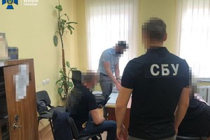 В Івано-Франківській області прикордонники торгували секретною інформацією з бази даних ДПСУ 