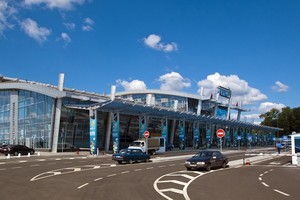 Коронакризис: аэропорт «Жуляны» сократит половину своих сотрудников