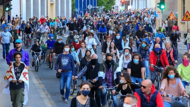 В Словении разгорелся коррупционный скандал из-за закупки масок и ИВЛ 