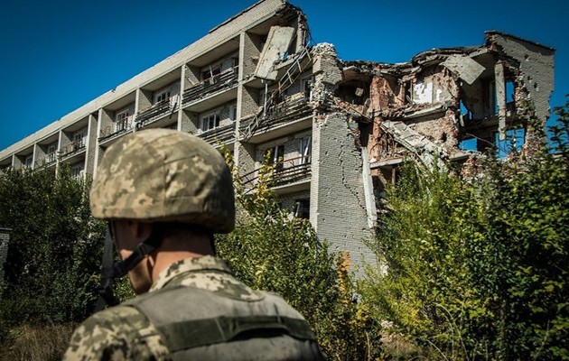 Окупанти накрили мінометним вогнем ЗСУ на Донеччині: поранено українського бійця