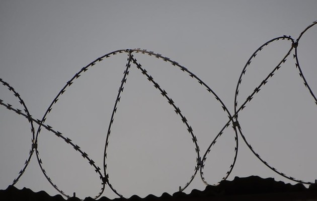 Платну камеру почнуть облаштовувати, коли звільниться двомісна камера