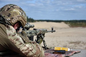 Упродовж доби окупанти десять разів вдарили по позиціях ЗСУ, поранення отримав український військовий