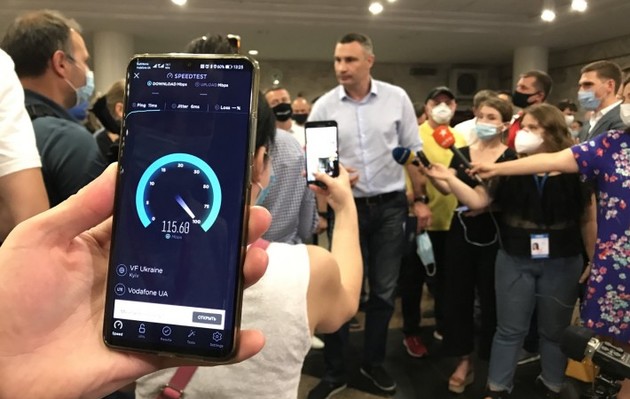 Интернет в киевском метро: 4G заработал еще на восьми станциях подземки 