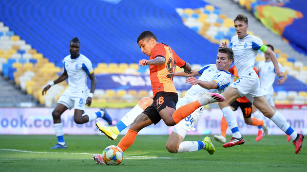 "Шахтер" еще больше оторвался от "Динамо"