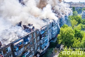 Пожар в Новой Каховке: Подозреваемого в поджоге дома задержала полиция 