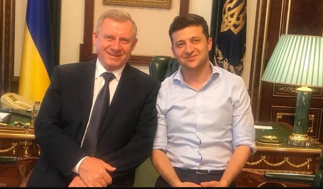 Смолий подал в отставку после встречи с Зеленским