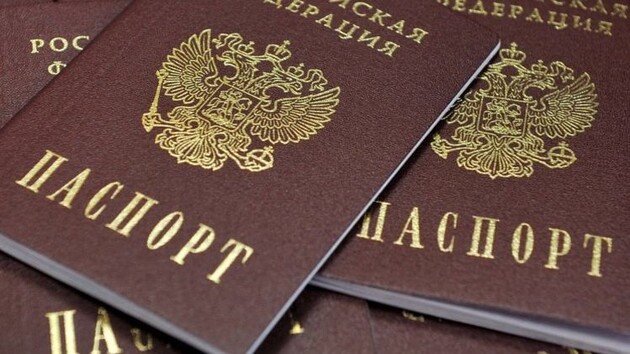 Украина не имеет претензий к жителям ОРДЛО и Крыма, получившим паспорта РФ