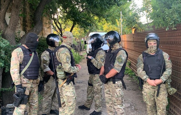 В результате обысков оккупантами задержаны шесть крымских татар 