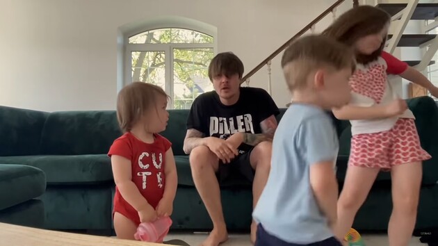  Пісня і кліп "А тепер усе інакше" присвячені карантину