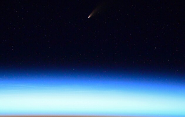  Комету вдалося сфотографувати з борту МКС