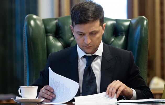 Зеленский подписал закон о вступлении абитуриентов из оккупированных территорий без ВНО