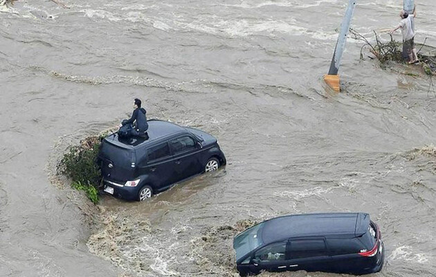 По меньшей мере 70 человек погибли в результате наводнений в Японии