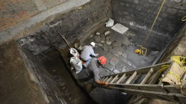 В центре Мехико обнаружили руины дворца ацтеков