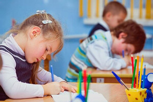 Украинские школы с 1 сентября ждут новые правила: Минздрав назвал основные требования