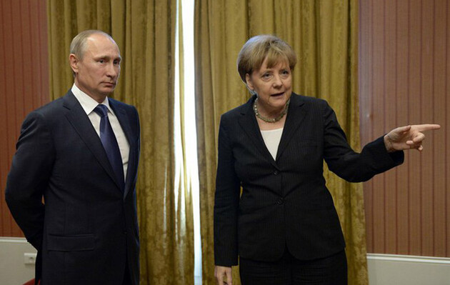 Кремль сообщил о недовольстве Меркель Украиной в беседе с Путиным. Офис канцлера об этом не писал