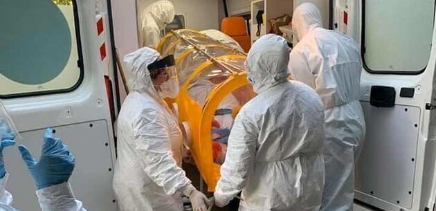 У листопаді і лютому Україну чекають нові хвилі коронавірусу