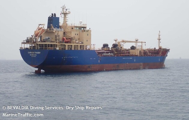 Біля берегів Нігерії пірати захопили танкер з українцями на борту – ЗМІ
