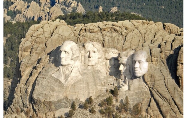 У коментарях одразу ж почали креативити