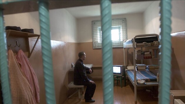 В российских тюрьмах находятся две тысячи украинцев