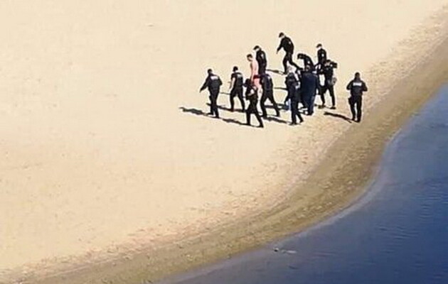 Пловец из Гидропарка не будет платить штраф 