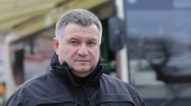 Аваков допускает, что спецназ мог штурмовать автобус