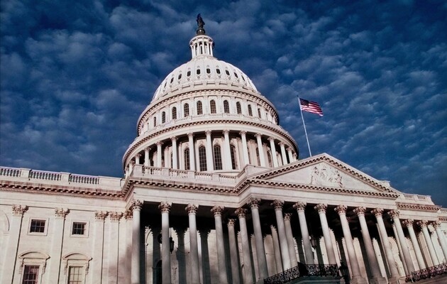 Конгресс США утвердил оборонный бюджет с санкциями против 