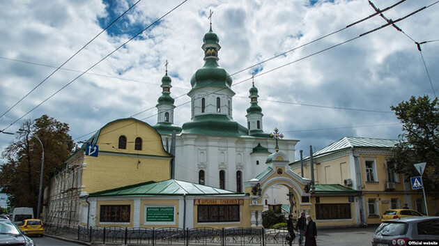 В Киеве на карантин закрыли Свято-Феодосийский монастырь