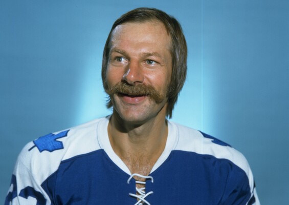 Легендарному нападающему "Торонто Мэйпл Лифс" Эдди Шэку было 83 года