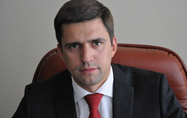 Баженко занимал должность главы комитета по физическому воспитанию и спорту МОН