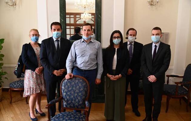 facebook.com/eugene.enin