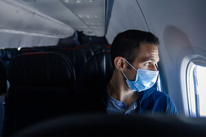 Американський пасажирський літак повернувся через відмову людей надіти маски