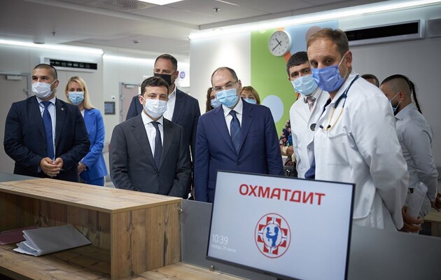 Зеленский и Степанов посетили торжества в «Охматдете», вопрос оснащения операционных по завышенным ценам – без ответа