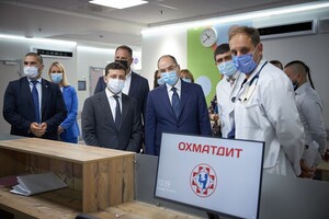 Зеленский и Степанов посетили торжества в «Охматдете», вопрос оснащения операционных по завышенным ценам – без ответа