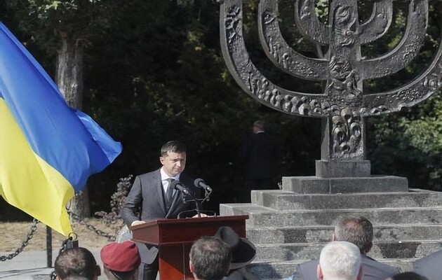 Президент підтримав будівництво Меморіалу 