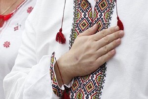 Киевсовет рекомендовал столичным школам ежедневно исполнять гимн 