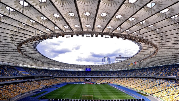 В Украине планируют увеличить количество болельщиков на футбольных стадионах