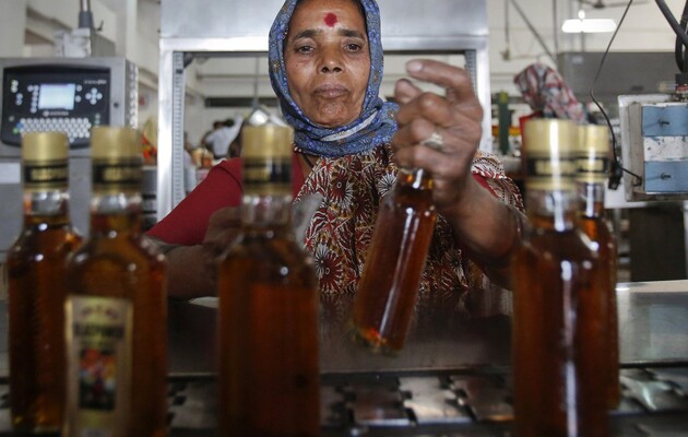 В Індії загинули 60 людей від вживання сурогатного алкоголю