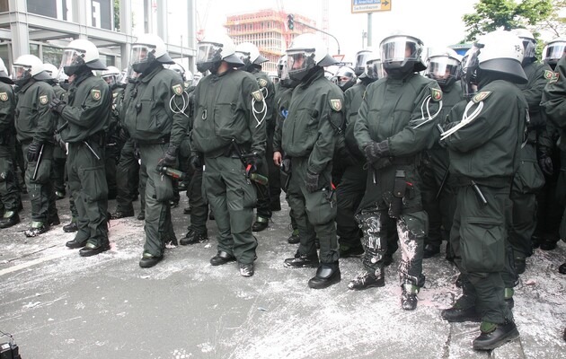 Протести проти карантину у Берліні: постраждали 18 правоохоронців