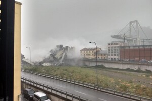 Обрушение моста в Генуе: на месте смертельной аварии открывают новый виадук